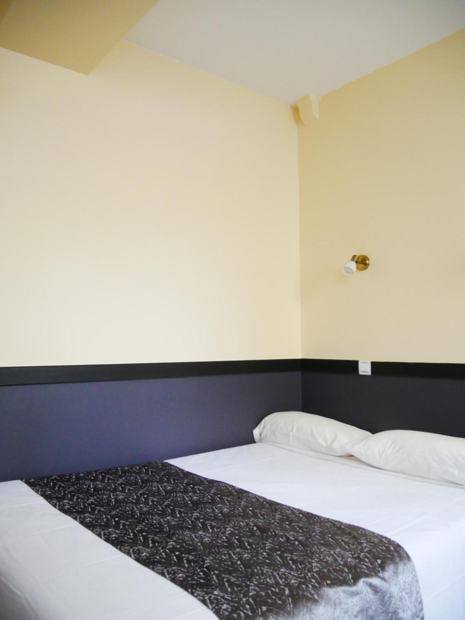 Hotel Des Bains A 10 Min De Paris Maisons-Alfort Ngoại thất bức ảnh