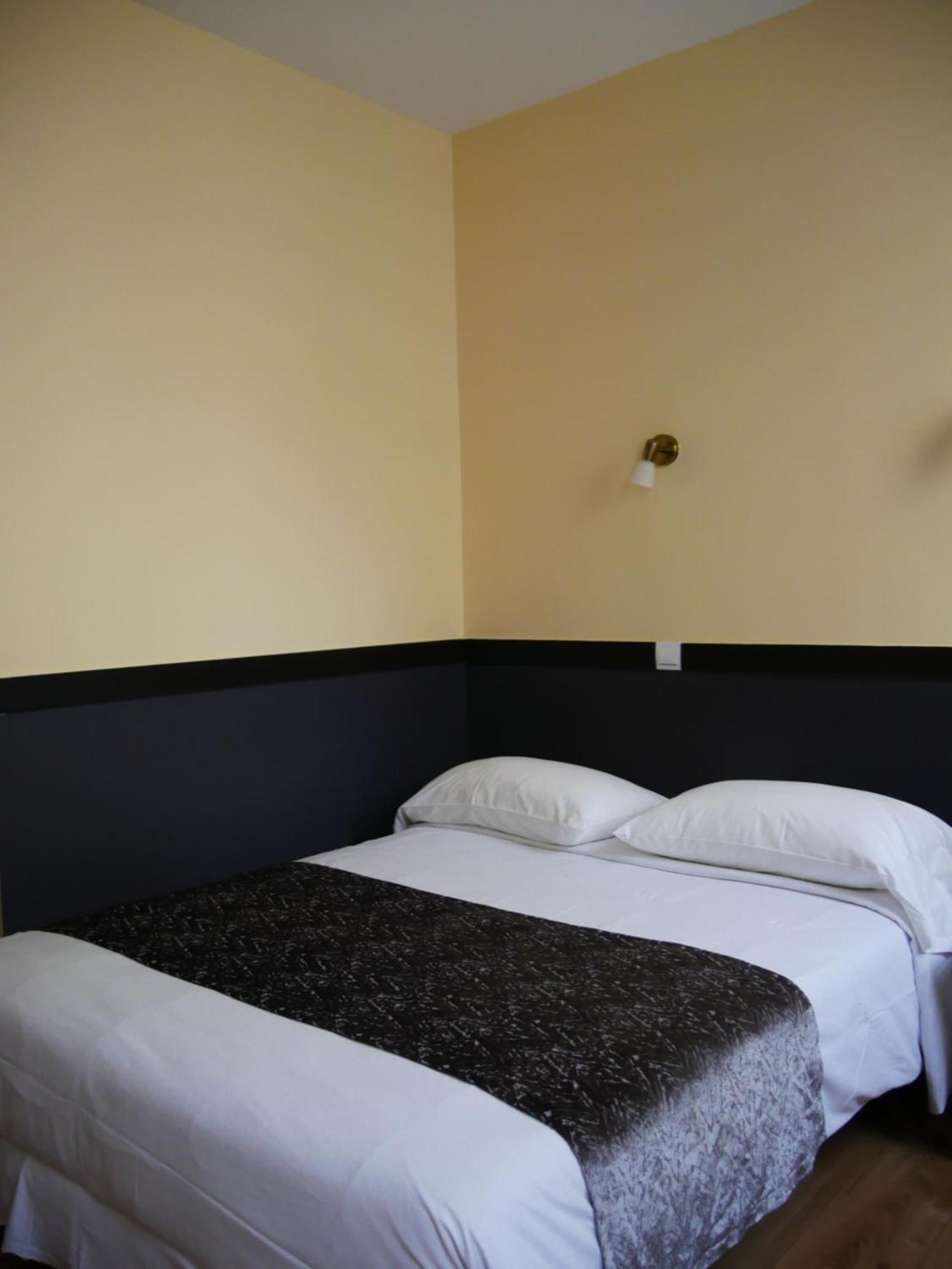 Hotel Des Bains A 10 Min De Paris Maisons-Alfort Ngoại thất bức ảnh