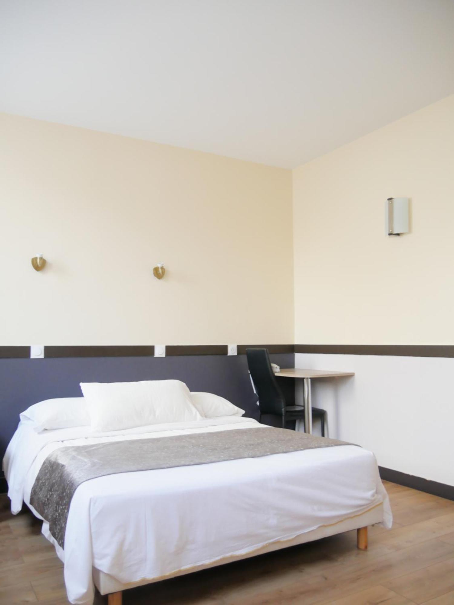 Hotel Des Bains A 10 Min De Paris Maisons-Alfort Ngoại thất bức ảnh